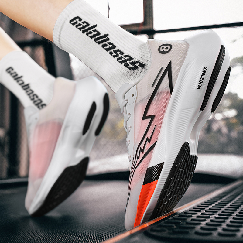 Scarpe da ginnastica da uomo a - Crossfit Hard recensione e prezzo